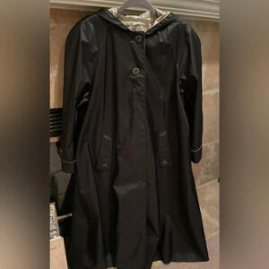 VTG British Mist Black Gold Made in Belarus Raincoat Cape Trench Old Money Sz 12